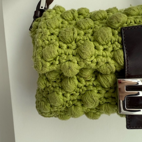 Fendi 2000’s Green Crochet Baguette - Picture 3 of 5